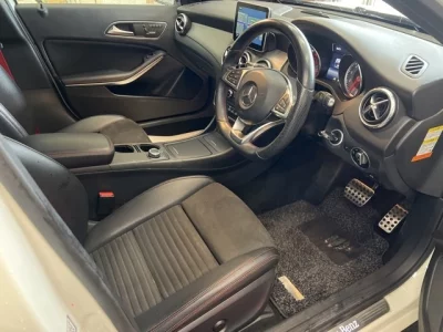 Mercedes-Benz GLA CLASS