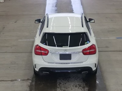 Mercedes-Benz GLA CLASS