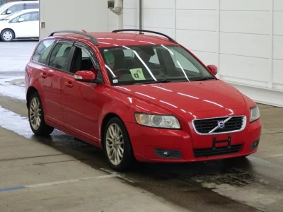 Volvo V50