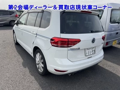 Volkswagen GOLF TOURAN