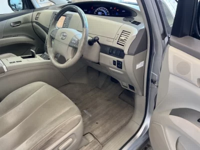 Toyota Estima Hybrid