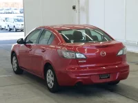 Mazda AXELA лот № 2625 оценка 3.5  с аукциона в Японии 1