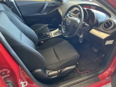 Mazda AXELA  с аукциона в Японии