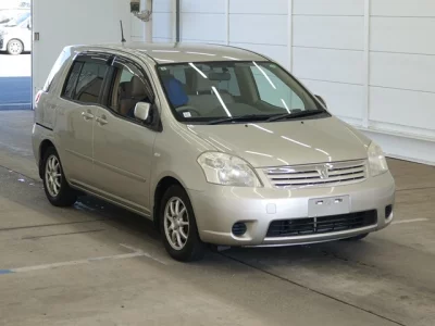 Toyota RAUM