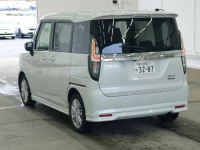 Suzuki SOLIO лот № 2747 оценка 6  с аукциона в Японии 1