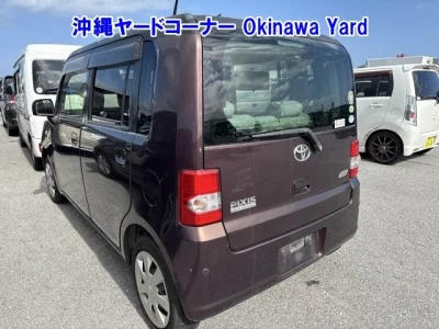 Toyota PIXIS SPACE