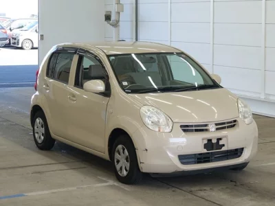 Toyota PASSO  с аукциона в Японии
