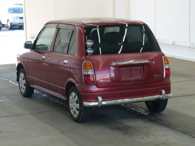 Daihatsu MIRA  с аукциона в Японии