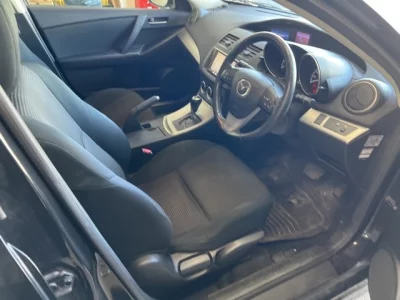 Mazda AXELA  с аукциона в Японии