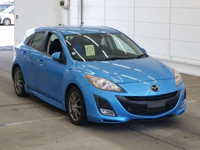 Mazda AXELA  с аукциона в Японии