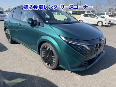 Nissan AURA