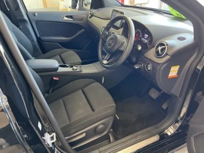 Mercedes-Benz B CLASS