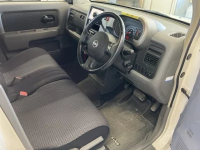 Nissan CUBE  с аукциона в Японии