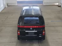 Nissan ELGRAND лот № 2953 оценка 3.5  с аукциона в Японии 2