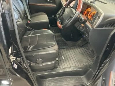 Nissan ELGRAND  с аукциона в Японии