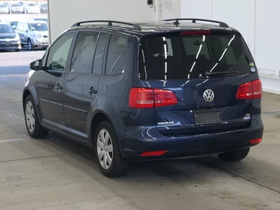 Volkswagen GOLF TOURAN
