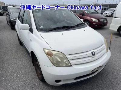 Toyota IST
