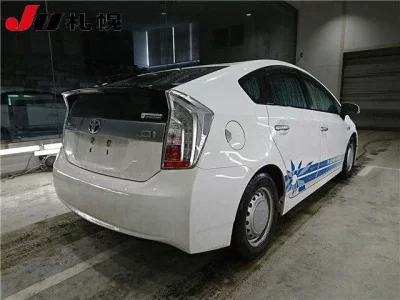 Toyota PRIUS PHV