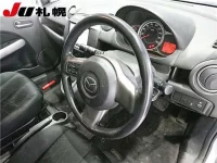 Mazda DEMIO лот № 11 оценка 3.5  с аукциона в Японии 2