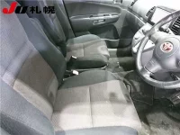 Toyota WISH лот № 10 оценка R  с аукциона в Японии 4