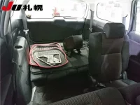 Toyota WISH лот № 10 оценка R  с аукциона в Японии 5