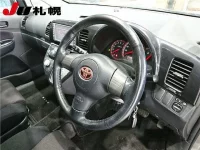 Toyota WISH лот № 10 оценка R  с аукциона в Японии 2