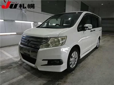 Honda STEP WAGON  с аукциона в Японии