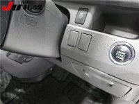 Toyota VOXY лот № 1817 оценка R  с аукциона в Японии 3