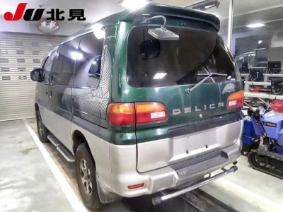 Mitsubishi DELICA