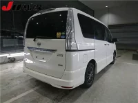 Nissan SERENA лот № 1821 оценка R  с аукциона в Японии 1