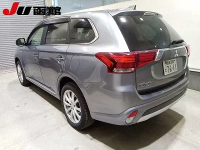 Mitsubishi OUTLANDER PHEV