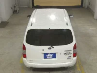 Toyota SUCCEED лот № 2067 оценка 3.5  с аукциона в Японии 5