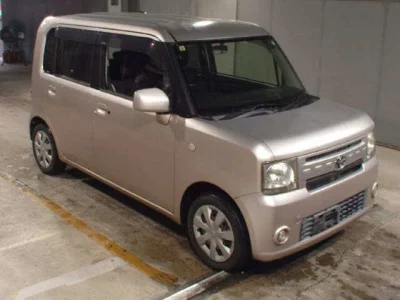 Toyota PIXIS SPACE