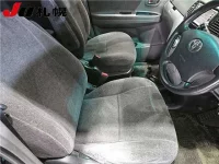 Toyota VOXY лот № 92 оценка R  с аукциона в Японии 4