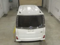 Toyota VOXY лот № 4108 оценка 3.5  с аукциона в Японии 5