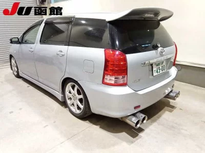 Toyota WISH  с аукциона в Японии