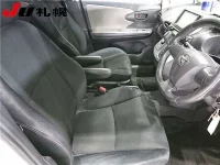 Toyota WISH лот № 111 оценка 3  с аукциона в Японии 4