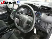 Toyota WISH лот № 111 оценка 3  с аукциона в Японии 2