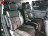 Nissan ELGRAND лот № 77 оценка 3  с аукциона в Японии 6