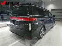 Nissan ELGRAND лот № 77 оценка 3  с аукциона в Японии 1