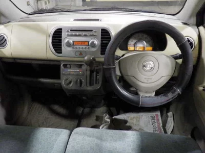 Nissan MOCO  с аукциона в Японии