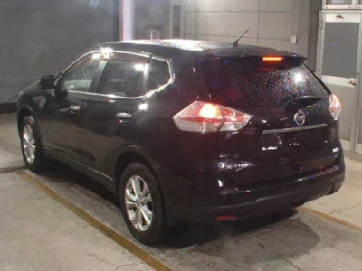 Nissan X-TRAIL  с аукциона в Японии