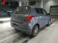 Suzuki SWIFT лот № 94 оценка R  с аукциона в Японии 1