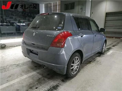 Suzuki SWIFT  с аукциона в Японии