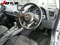 Mazda AXELA лот № 1047 оценка 4  с аукциона в Японии 2