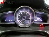 Mazda AXELA лот № 8073 оценка R  с аукциона в Японии 3