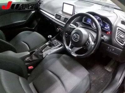 Mazda AXELA  с аукциона в Японии