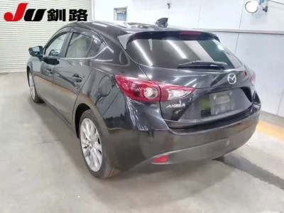 Mazda AXELA  с аукциона в Японии