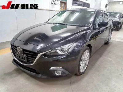 Mazda AXELA  с аукциона в Японии