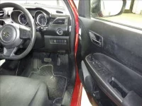 Suzuki SWIFT лот № 2512 оценка 3  с аукциона в Японии 6